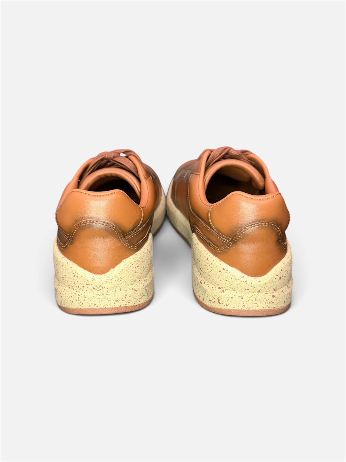 The Conqueror - Brown